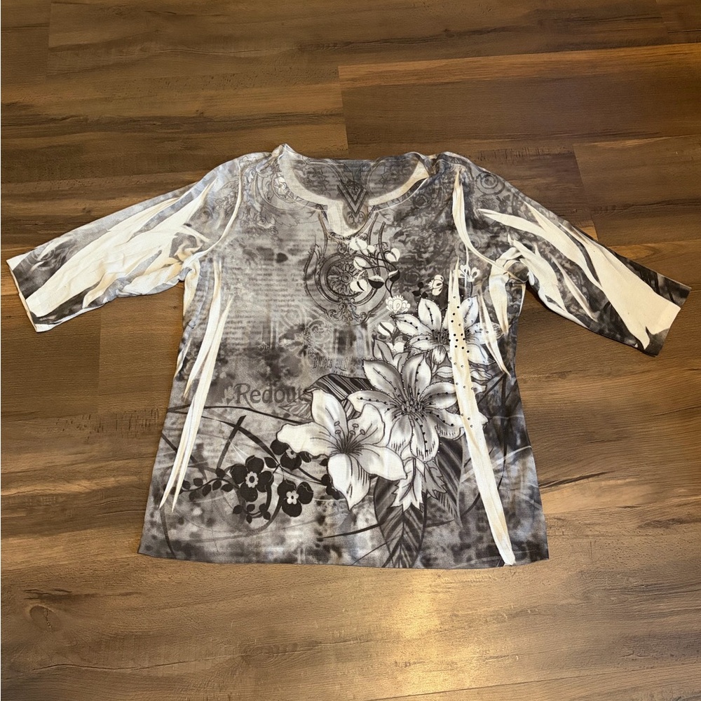 Womens Essentials Black and White Floral Long Sleeve Top Size 1X